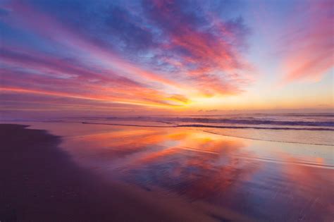 Stunning Beach Sunrise 4k