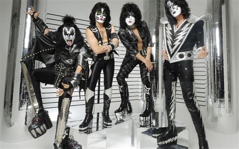 Today Is Their Birthday Musicians August 25 Gene Simmons Lead Singer