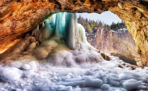 See The Ice Caves Of Rifle Colorado Shoulders Of Giants
