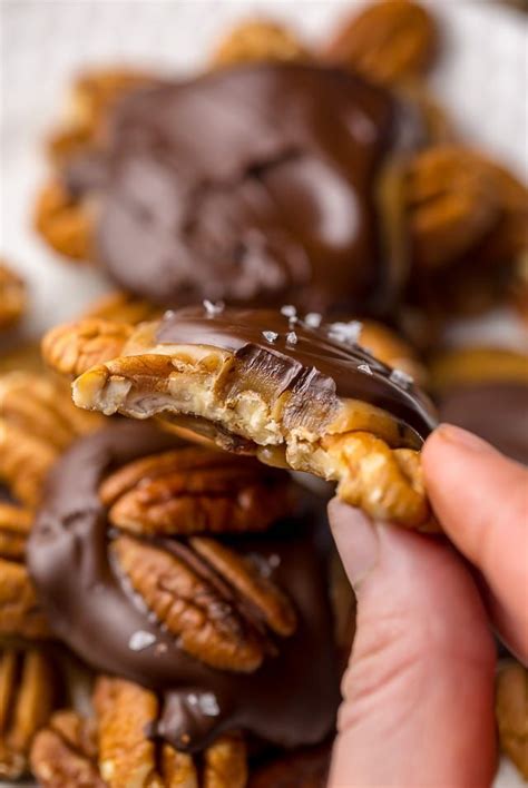 Turtle brownies recipe & video. Dark Chocolate Salted Caramel Pecan Turtles | Recipe ...