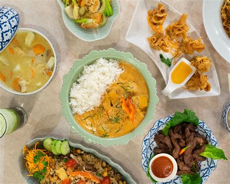 Soi 55 thai kitchen solaris mont kiara. Order Soi 55 Thai Eatery Delivery Online | Dallas-Fort ...