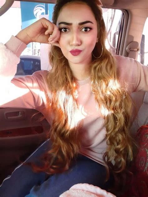 Extremely Beautiful Paki Girl Nude Selfie Desi Old Pictures Hd Sd Mmsdose