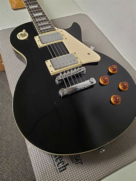 Now recognized as being something special in its own. Epiphone Les Paul Standard 2005 Black | Zach's Shop | Reverb