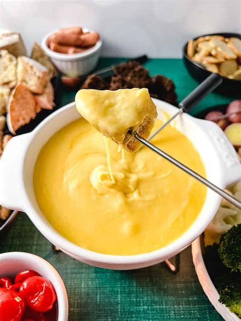 The Ultimate Easy Beer Cheese Fondue At Home Budget Friendly