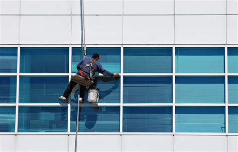 Commercial Cleaning In Indianapolis And The Role Of Window Washers