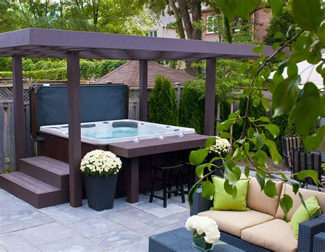 Backyard Hot Tub Privacy Ideas You Should Steal This Summer Bl