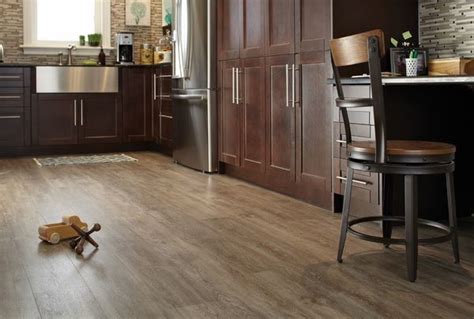 20 Kitchen Flooring Ideas Pros Cons And Cost Of Each Option Vinyl