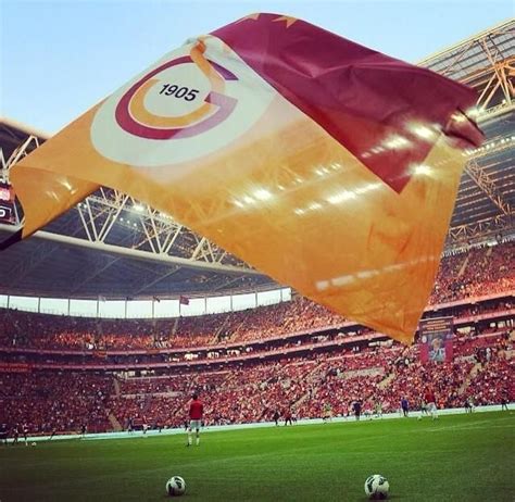 Beşiktaş şampiyonlar ligi duvar kağıdı. Galatasaray'ın en güzel ASLAN logosunu telefonuna duvar ...