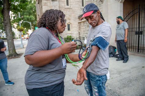 Mobile Health Clinics Bringing Nursing To Those Experiencing Homelessness Johns Hopkins