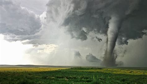 Tornados Definición Causas Efectos Tipos Como Se