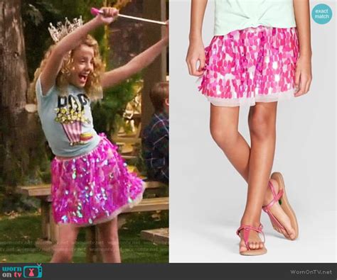 Wornontv Emmas Striped Lace Up Hoodie On Bunkd Peyton List