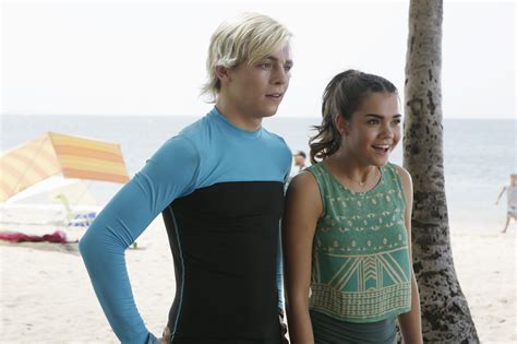 Teen Beach 2 Continuação Estrelada Por Ross Lynch E Maia Mitchell Estreia Hoje No Disney