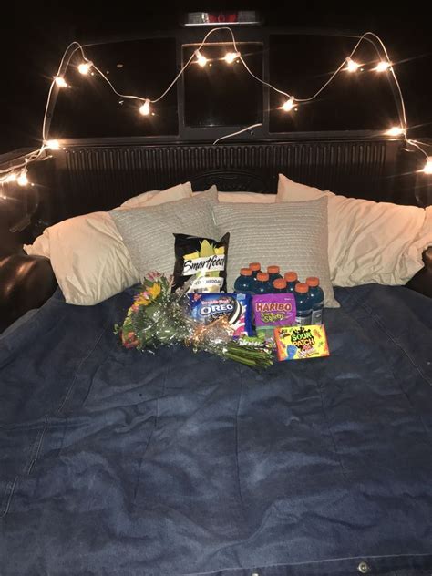 Pin By Veronica Dobler On Big Ts Truck Bed Date Cute Date Ideas