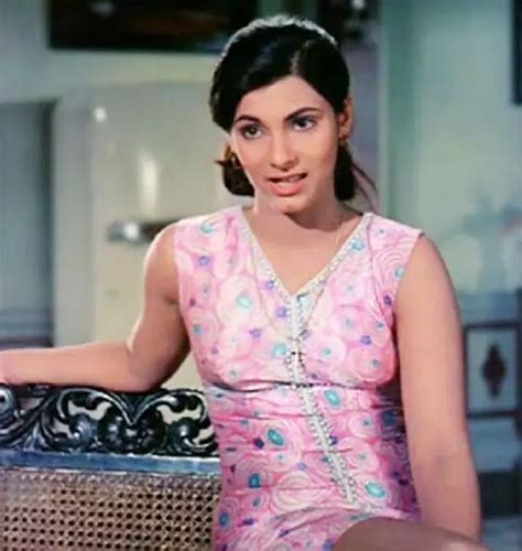 Birthday Special Fashion Revolution Started By Dimple Kapadia With Her