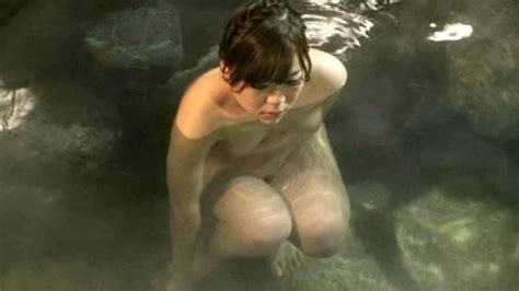 女性に人気no1の温泉を丸ごと盗撮 女湯を空から覗いて見よう エロ動画・アダルトビデオ Fanza動画