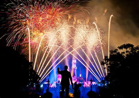 Disneyland Magical Fireworks 57 Seconds Heres Another Flickr