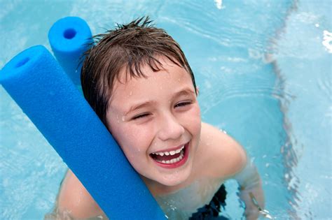 Orlando Pools 7 Ideas For Pool Noodle Fun