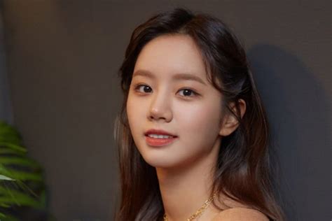 Discover images and videos about hyeri from all over the world on we heart it. Hyeri Girl's Day Berbagi Tentang Perbandingan Untuk "Reply ...