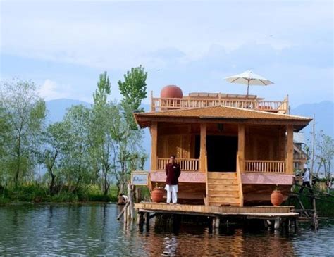 Sukoon Houseboat Kashmir Srinagar 2023 Updated Deals Hd Photos And Reviews