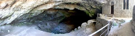 Davelis Cave Mount Pendeli Athens Greece