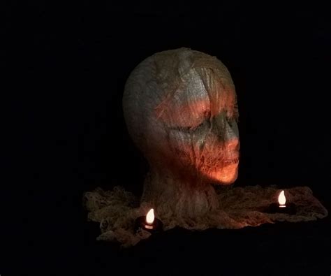 Quick And Easy Severed Head Halloween Decorations Halloween