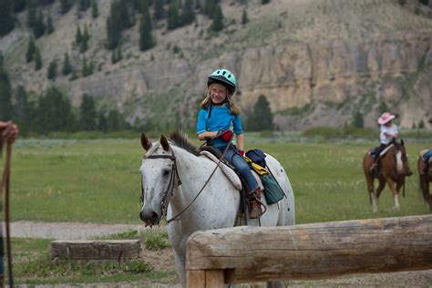 Horseback Riding Montana At Elkhorn Ranch Near Yellowstone