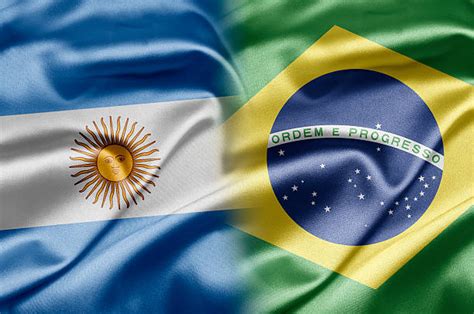 Autoridades del registro de estado civil y capacidad de las personas, cónsules extranjeros en la argentina, y. Argentina y Brasil reafirmaron los vínculos de amistad y ...