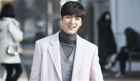 Lee min ho is a south korean actor who is known for his leading roles in television dramas such as boys over flowers, city hunter and heirs. Lee Min-ho Quits Military Service To Focus On 'Pregnant ...