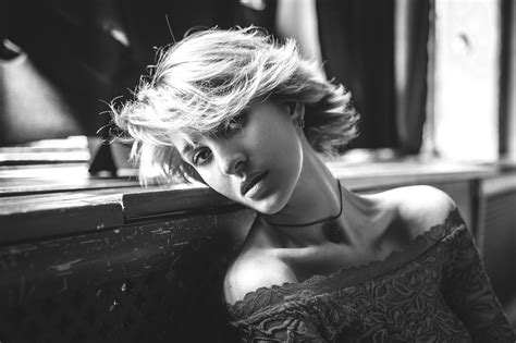 model short hair black and white girl woman wallpaper coolwallpapers me