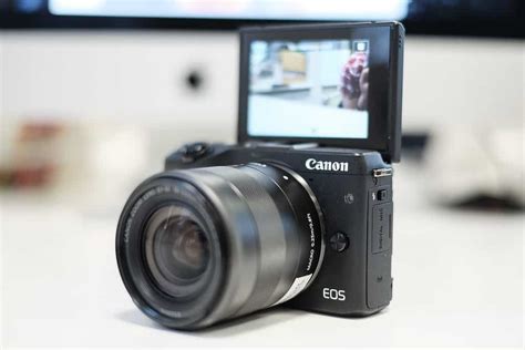 14 Best Canon Cameras With A Flip Screen Dslr