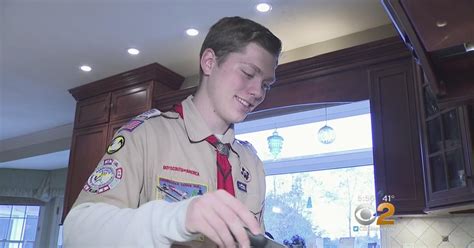 Long Island Eagle Scout Earns All 137 Merit Badges Cbs New York