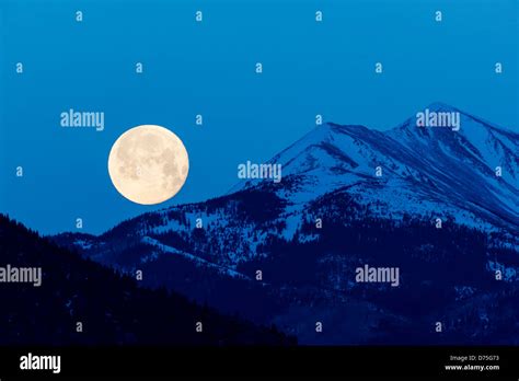 Moon Hi Res Stock Photography And Images Alamy