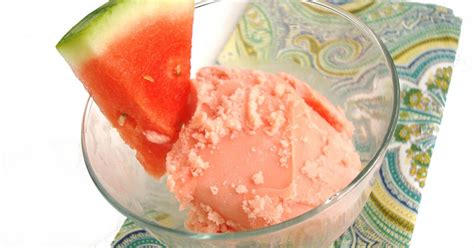 Ommy Noms Watermelon Frozen Yogurt
