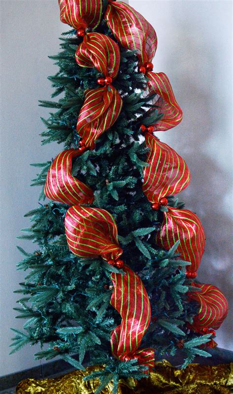 Susie's single mesh roller, deco mesh holder, deco mesh dispenser, susie's wreaths and thanks for watching my walmart decorated fabric wreath. Party Ideas by Mardi Gras Outlet: Quick Christmas Tree ...