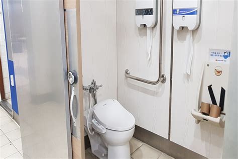 에이블뉴스 장애인 화장실 이용 배려 부족한 서울 중구청