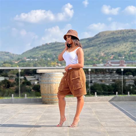 Minnie Dlamini On Her Evolving Fashion Im All About Expressing