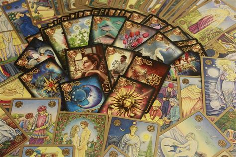 Then we will consider the favorable aspects that could result in a positive answer, and, on the other hand, the obstacles that you may have to overcome in future. Tarot Card Readings: Oracle Cards vs. Tarot Cards | The ...