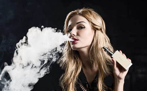 Hình nền cô gái hút thuốc Top Những Hình Ảnh Đẹp