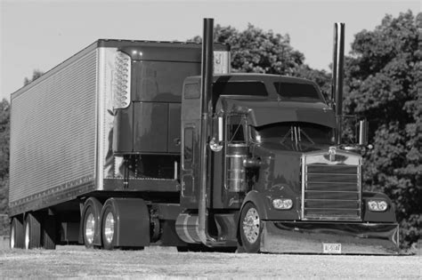 Peterbilt Semi Tractor Transport Truck Wallpapers Hd Desktop And