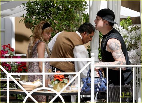 Nicole Richie Is Feasting At The Four Seasons Photo 1807401 Joel Madden Nicole Richie Photos