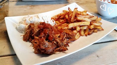 Recept Voor Pulled Pork Van Procureur Varkensnek Uit De Oven Heel