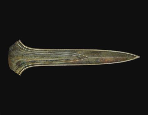 Museum Buys Ceremonial Bronze Age Sword For €550000 Dutchnewsnl