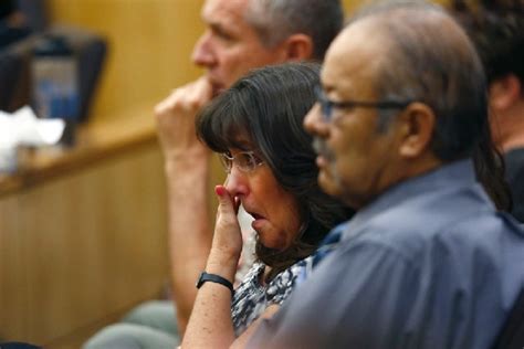 Sandra Arias Mother Of Jodi Arias Wipes Tears Away As Her Daughter