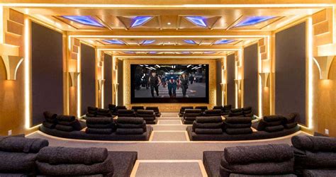 Private Movie Theatre Luxury Homes Home Theater Design House Design