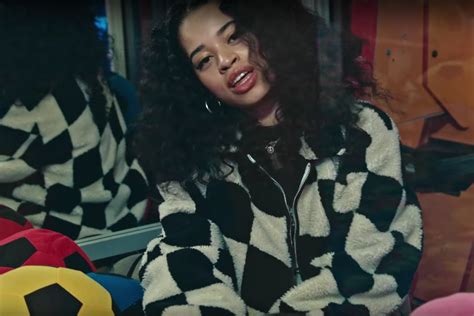 Watch Ella Mai Gets Bood Up In Playful New Video