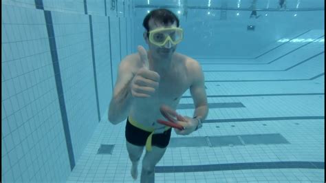 How To Do A 50 Meter Underwater Swim Olympic Pool Dynamic Apnea Youtube