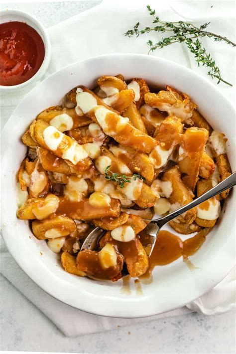 Poutine - The Cozy Cook