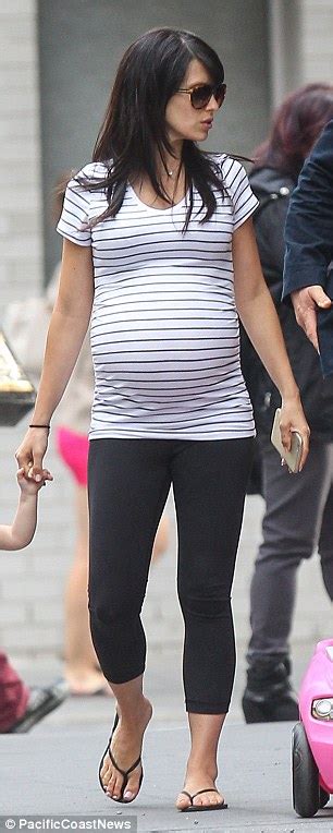 Pregnant Hilaria Baldwin Shows Offbaby Bump In NYC With Alec Daily