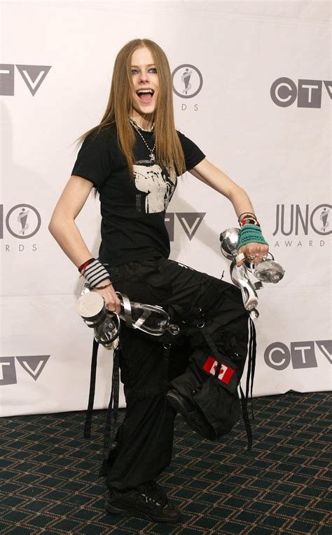 Juno Awards 5 Abril 2003 05 Avrilpix Gallery The Best Image Picture And Photo Gallery