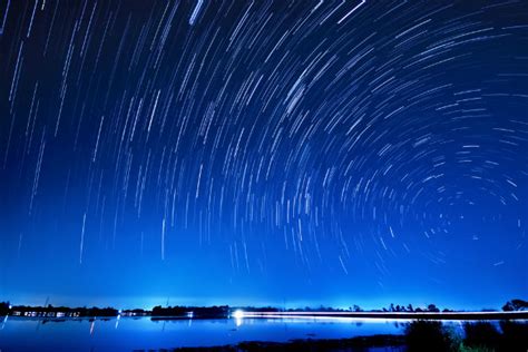 Dazzling geminids meteor shower lights night sky. Geminids Meteor Shower 2017 in India: Best Places to Watch ...